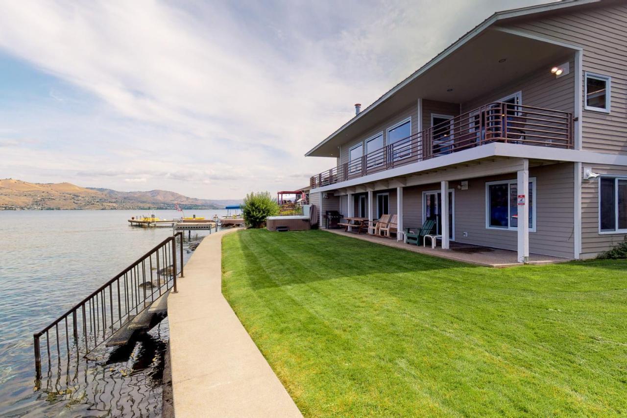 South Lakeshore Waterfront Oasis Chelan Kültér fotó